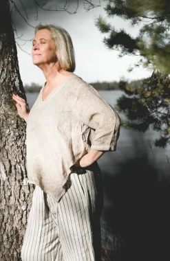 Attitude V-Neck Fancy Linen Blouse, Washed Cashmere