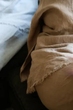 6716 Blouse, Castagno