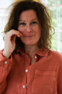 Boyfriend Girlfriend Allfriends Linen Shirt, Tomato