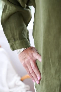 Boyfriend Girlfriend Allfriends Linen Shirt, Olive Green