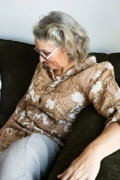 Dressed Up Bubbly Linen Shirtdress, Castagno