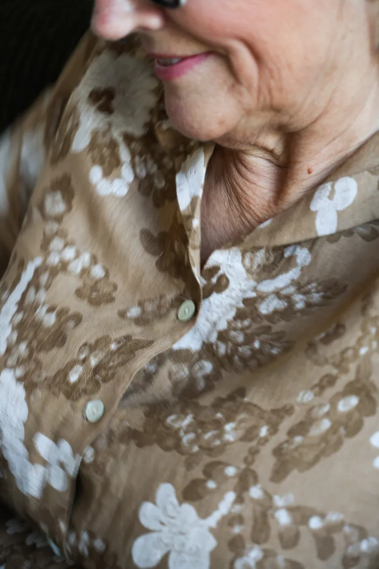 Dressed Up Bubbly Linen Shirtdress, Castagno