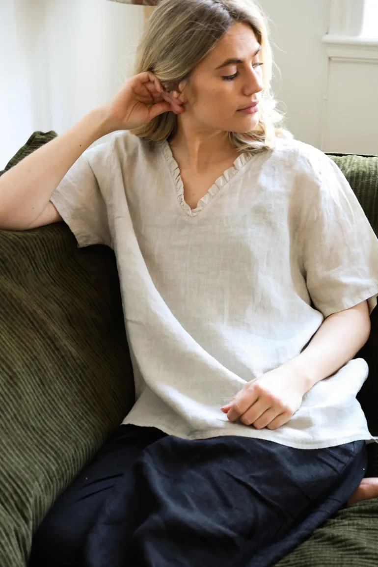 1267 Greta Top, Beige