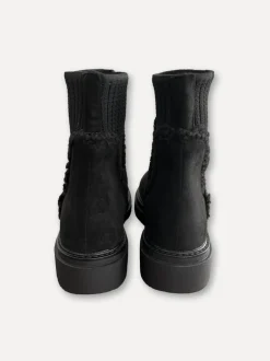Lisa Boots, Black