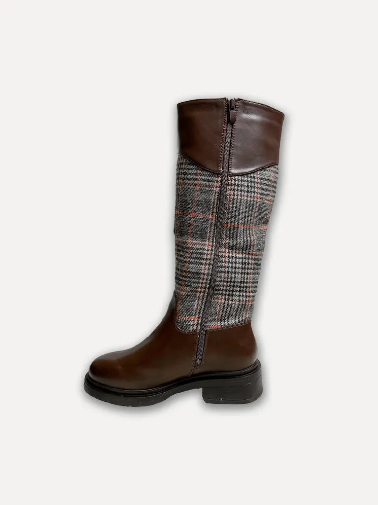 New England Boots, Brown