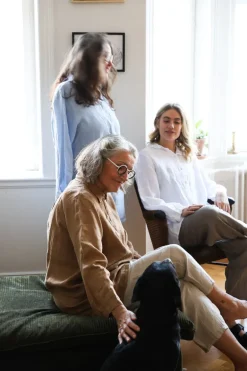 6417 Tunic, Castagno